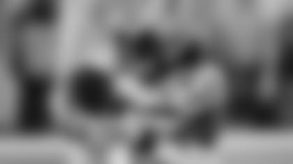 181111-Brown-Tony_defense_GB (AP)