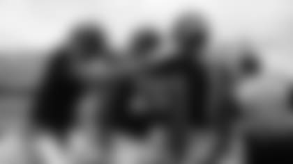 Offense celebrates WR Ja'Marr Chase's catch