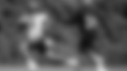 Joe Mixon had a crisp first day.