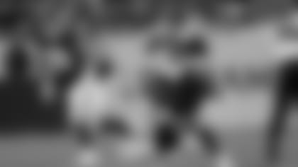 Mike Hilton (21) comes up with a fumble recovery.