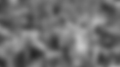 Drew Sample is known as a blocker, but made TD catches like this for Washington.