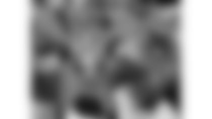 101226-Bengals_Chargers-AP_101226041834-Ed Reinke-NEW