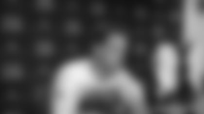 201124-Microsoft-Surface_Burrow