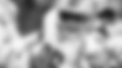 191013-Daniels-Mike_rush (AP)