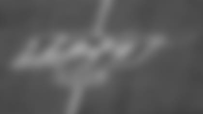 190823-NFL-100_logo_PBS (AP)