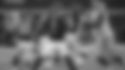 Jeff Driskel found John Ross twice in the go-ahead drive.