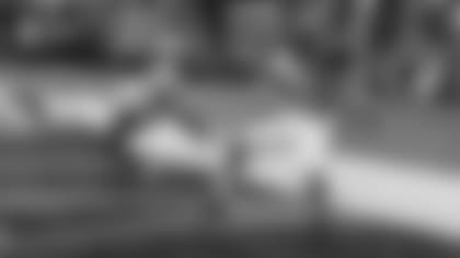 121208-Bengals_Cowboys-AP_429926120117-Tom Uhlman-NEW