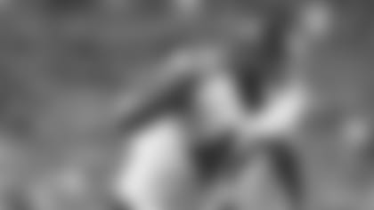 180822-Bellamy-Davin_rush (AP)