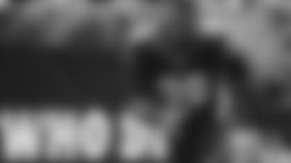 Cincinnati Bengals defensive end Carlos Dunlap (96) takes the field before an NFL football game in Cincinnati. (AP Photo/Frank Victores)