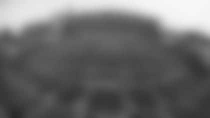 200913-stadium-pregame (AP)