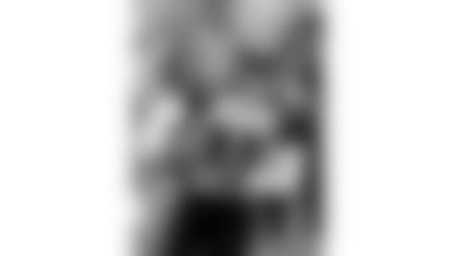 101212-Bengals_Steelers-AP_101212022178-Don Wright-NEW