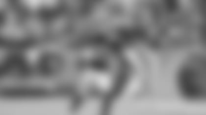 Cincinnati Bengals cornerback William Jackson (22) celebrates during an NFL football game against the Oakland Raiders, Sunday, Dec. 16, 2018 in Cincinnati. (Ryan Meyer via AP)