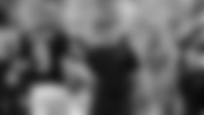 A common sight this season. Zac Taylor congratulates Joe Burrow.