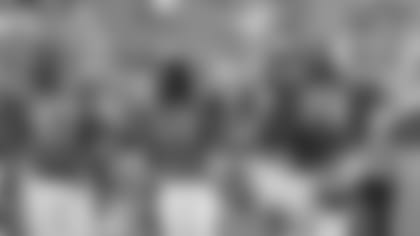 081102-Bengals_Jaguars-AP_081102045978-Tony Tribble-NEW