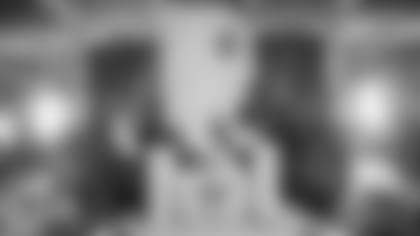 210419-Higgins-Tee_new_uniform_5