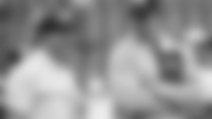 New special teams coordinator Heath Farwell (left) as a coaching assistant with Seattle.