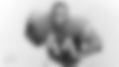 122619-elbert-dubenion