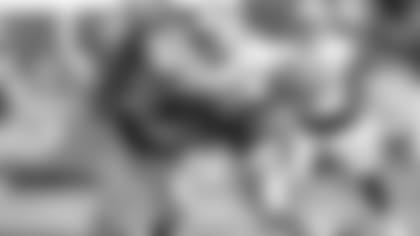 Defensive end Shaq Lawson (90).