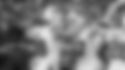 Buffalo Bills quarterback Josh Allen (17) and Buffalo Bills tight end Dawson Knox (88) celebrate during an NFL football game against the Kansas City Chiefs on Sunday, October 16, 2022 in Kansas City, Missouri. (Cooper Neill/NFL)