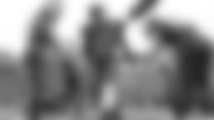 111419-frank-gore-intro