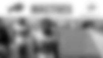 092219-inactives-devin-singletary