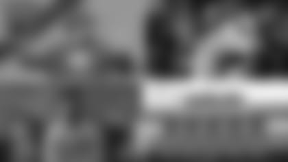 121918-top-storylines-bills-pats