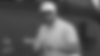 josh-allen-phil-mickelson