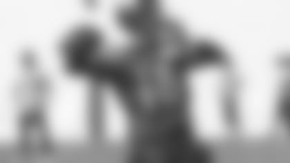 manning_peyton_CP_160111.jpg