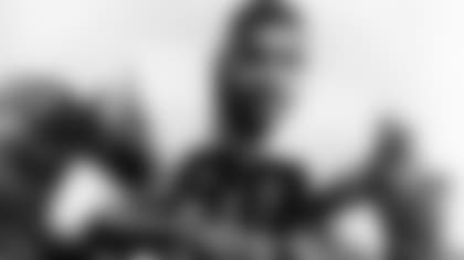 Cleveland Browns defensive end Len Ford (80) poses for a photo,date unknown. (AP Photo/Pro Football Hall of Fame)