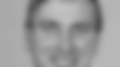 hobson_130_headshot.jpg