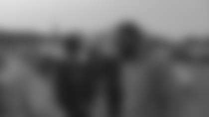 111721_LandryFoodDrive