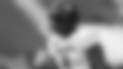 South Carolina's Javon Kinlaw lines up for a play as the South squad runs drills during practice for the Senior Bowl Wednesday, Jan. 22, 2020, in Mobile, Ala. (AP Photo/Butch Dill)