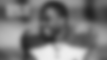 Behind the Bucs - Lavonte