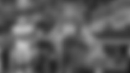 ARLINGTON, TX - DECEMBER 18: Tight End Cameron Brate #84 of the Tampa Bay Buccaneers during the game against the Dallas Cowboys at AT&T Stadium on December 18, 2016, in Arlington, Texas. The Buccaneers lost 26-20. (photo by Mike Carlson/Tampa Bay Buccaneers)