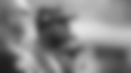 JACKSONVILLE, FL - DECEMBER 01, 2019 - Offensive Coordinator Byron Leftwich of the Tampa Bay Buccaneers during the game between the Tampa Bay Buccaneers and Jacksonville Jaguars at TIAA Bank Field. The Buccaneers won the game, 28-11. Photo By Kyle Zedaker/Tampa Bay Buccaneers