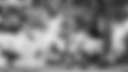 QB Ryan Griffin, No. 4