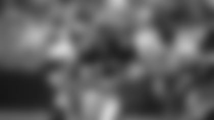 TAMPA, FL - DECEMBER 13: Safety John Lynch #47 of the Tampa Bay Buccaneers runs the ball against the Pittsburgh Steelers at Raymond James Stadium on December 13, 1998 in Tampa, Florida. The Buccaneers won 16-3. (photo by Robert Rogers/Tampa Bay Buccaneers)