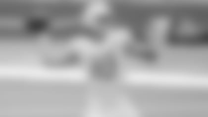 QB Justin Herbert (AP Images)