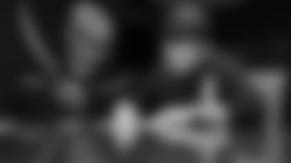 190313_KZ_CairoSantosContract_0003A