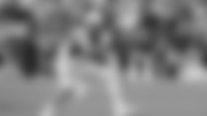 ZachAllenAtractivaPieza