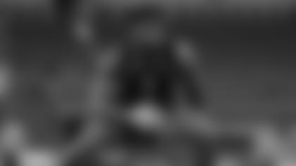 Kentucky linebacker Josh Allen runs a drill at the NFL Scouting combine in Indianapolis on Sunday.