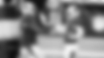 LT D.J. Humphries (left) and QB Kyler Murray excelled in 2020, according to Pro Football Focus.