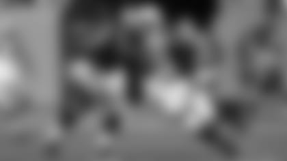 Linebacker Chandler Jones rushes the passer during the Cardinals' most recent trip to Carolina in 2016.