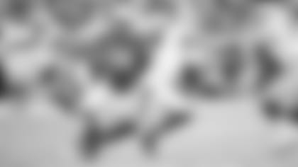 El tackle defensivo Corey Peters uno de cinco jugadores de la NFL que ingresará al Salón de la Fama del Futbol Profesional de Kentucky