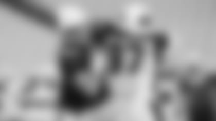 Guard Justin Pugh blocks rookie defensive lineman Zach Allen during Wednesday's practice.