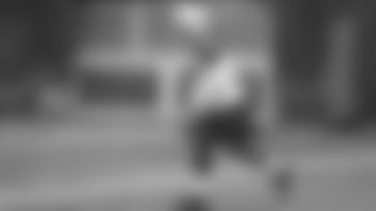 DE Markus Golden practiced fully on Wednesday afternoon.