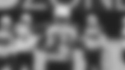 Defensive tackle Jordan Phillips expects another big season after his 2019 breakout with the Bills.