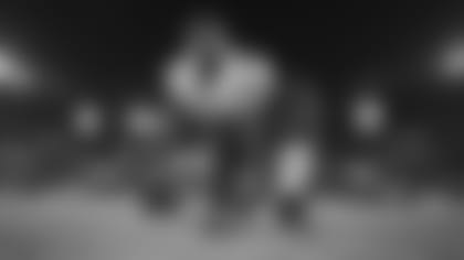 The Cardinals have added veteran tackle Kelvin Beachum to the roster.