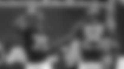 Safety Eddie Pleasant (35), who signed with the Cardinals Saturday, celebrates his lone 2017 interception that came against, coincidentally, the Cardinals.