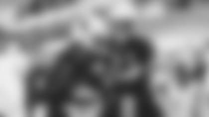 Quarterback Kyler Murray (1) runs a zone-read play with running back Chase Edmonds during the Cardinals' game against the Rams last weekend.